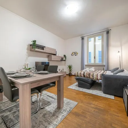 Ghirlandinafavoloso In Pieno Centro * 모데나